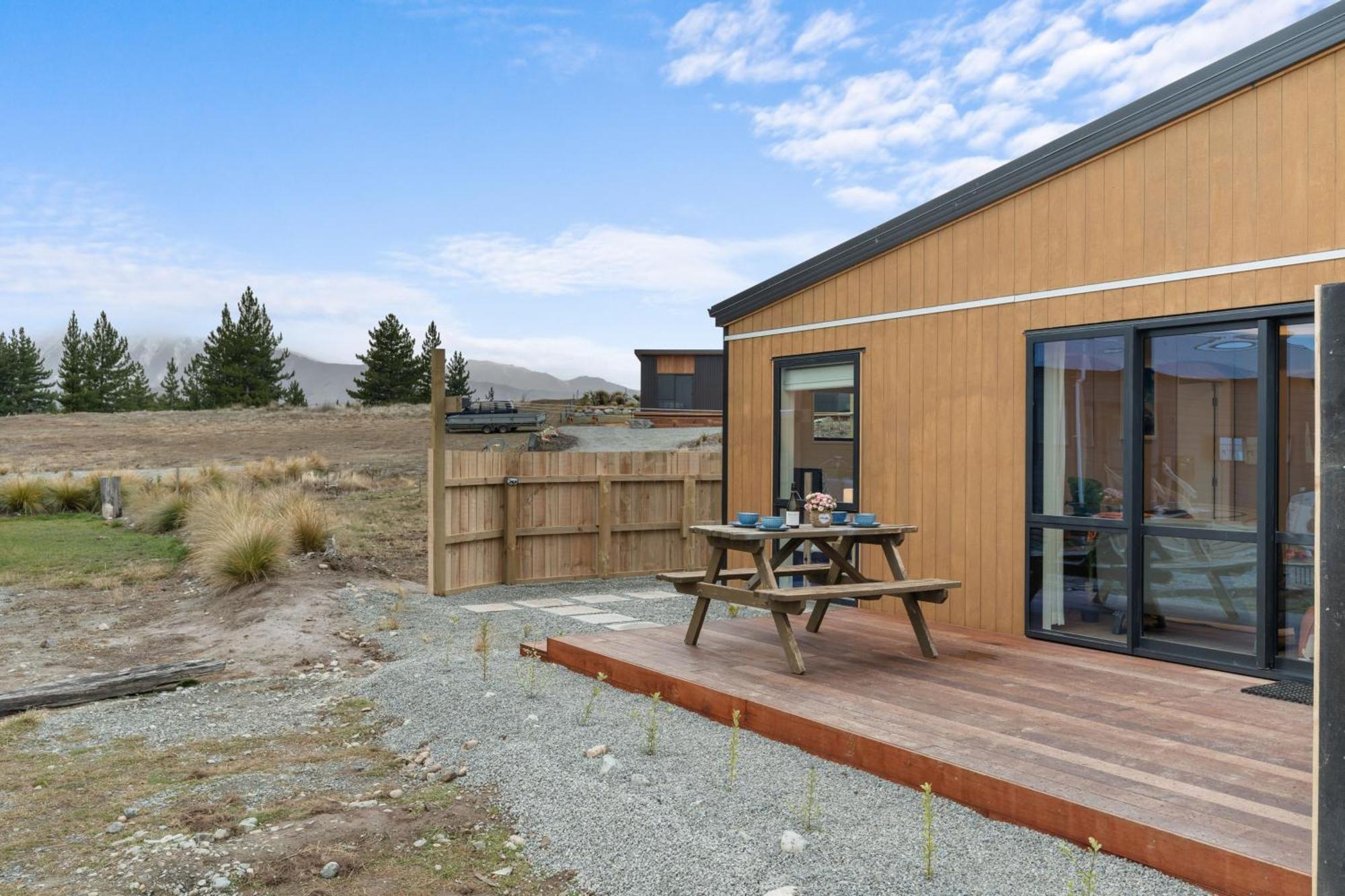 Sunshine Suites Lake Tekapo Exterior foto